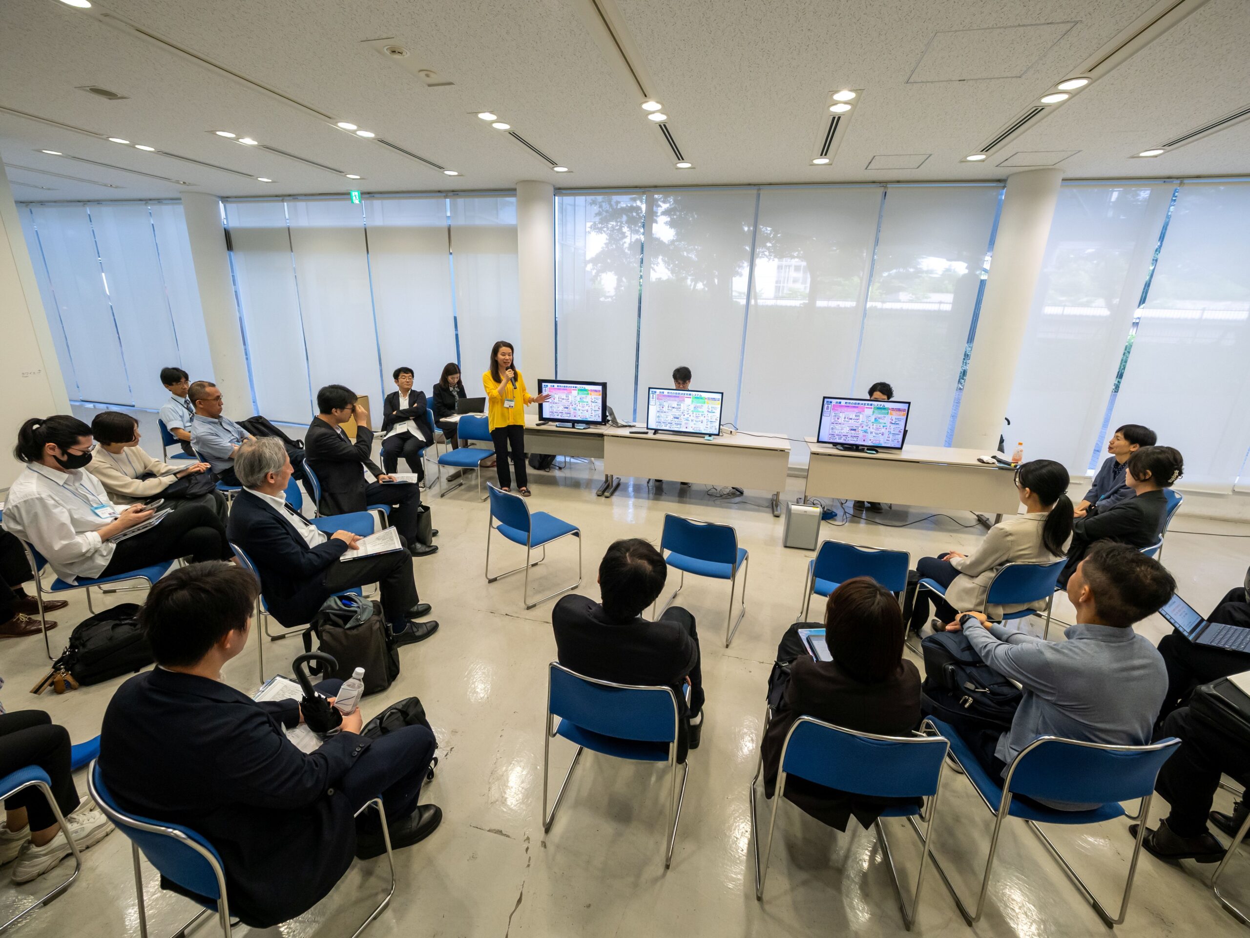 新ビジョン創成セッション（Healthcare）の会場風景